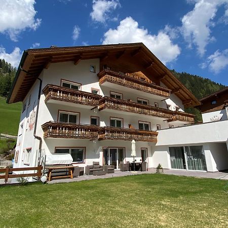 Garni B&B Schenk سيلفا دي فال جاردينا المظهر الخارجي الصورة
