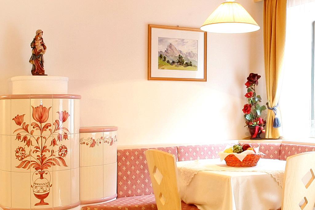 Garni B&B Schenk سيلفا دي فال جاردينا الغرفة الصورة