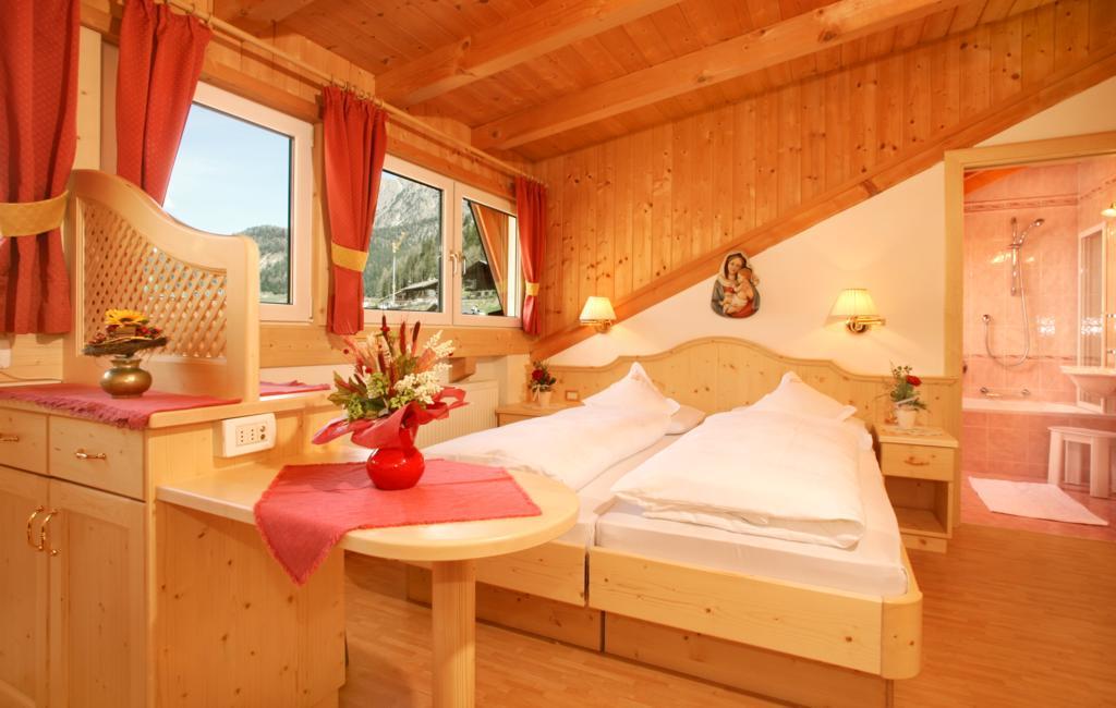 Garni B&B Schenk سيلفا دي فال جاردينا الغرفة الصورة