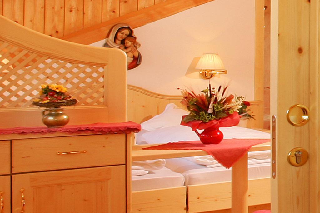 Garni B&B Schenk سيلفا دي فال جاردينا الغرفة الصورة