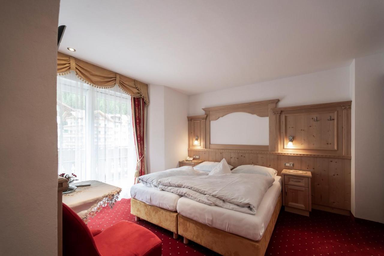 Garni B&B Schenk سيلفا دي فال جاردينا المظهر الخارجي الصورة